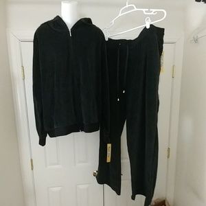 Women's Plus Size Black Velvet Hoodie 3X Suit